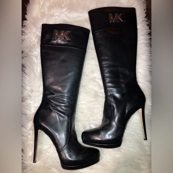 Michael Kors Hayley Tall Leather Boots - Picture 7 of 9